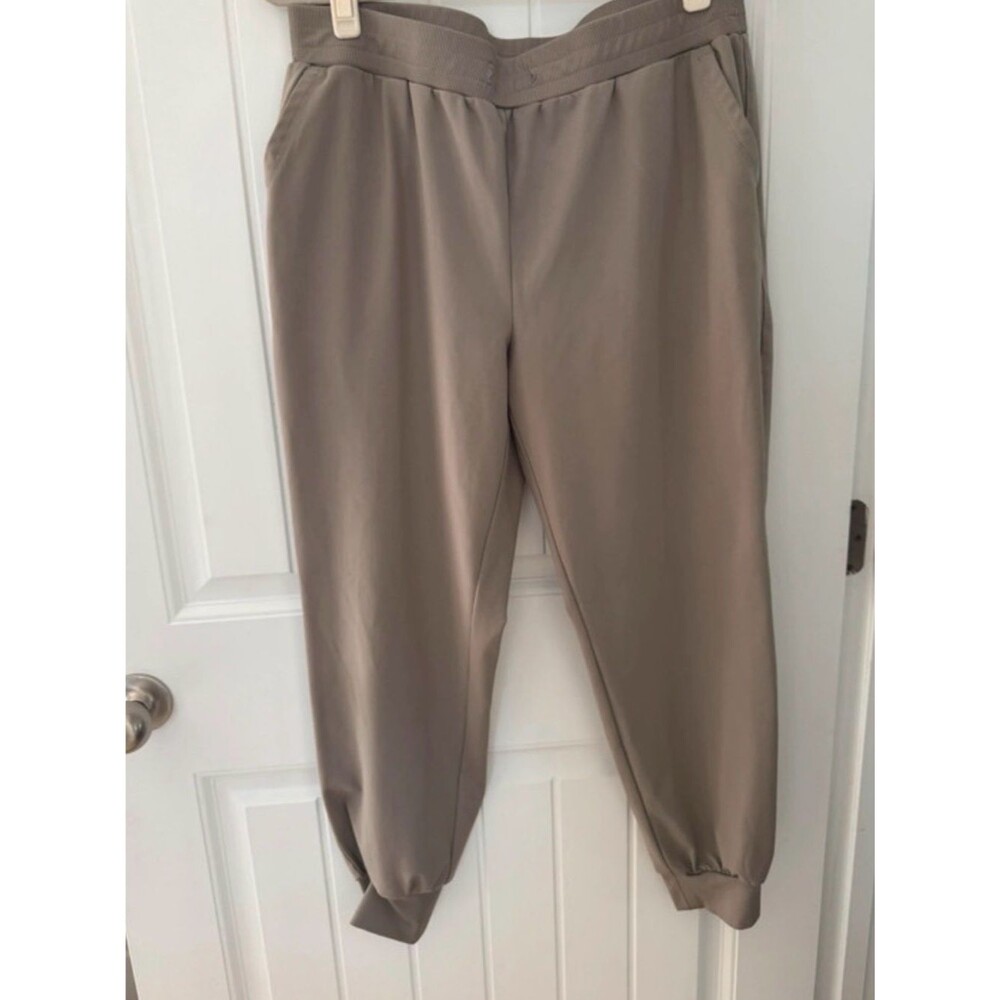 Zac & Rachel Neutral Taupe Top